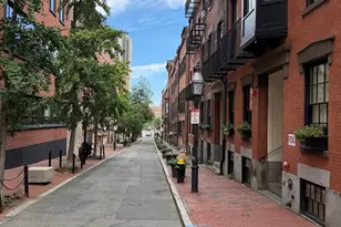 23 Temple St, Boston, MA 02114 - Photo 17