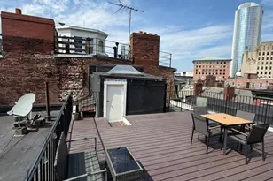 23 Temple St, Boston, MA 02114 - Photo 11