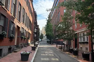 23 Temple St, Boston, MA 02114 - Photo 15