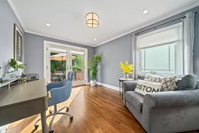 73 Hawthorne St, Boston, MA 02131 - Photo 11