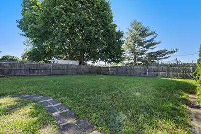 15 Carol Ann Rd, Peabody, MA 01960 - Photo 33