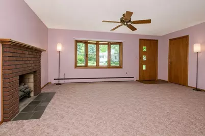 33 Daniel Dr., Burlington, MA 01803 - Photo 3
