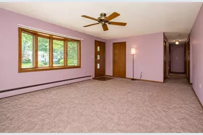 33 Daniel Dr., Burlington, MA 01803 - Photo 5