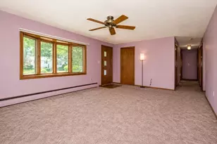33 Daniel Dr, Burlington, MA 01803 - Photo 5