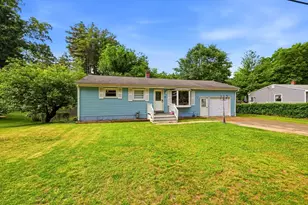 346 Newhouse St, Springfield, MA 01118 - Photo 1