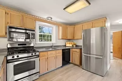 84 Walnut St, Walpole, MA 02081 - Photo 15