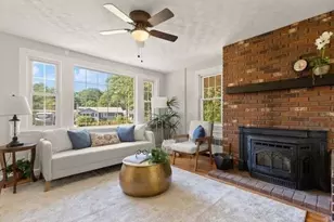 84 Walnut St, Walpole, MA 02081 - Photo 5