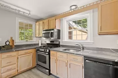 84 Walnut St, Walpole, MA 02081 - Photo 11