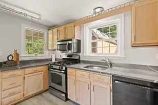 84 Walnut St, Walpole, MA 02081 - Photo 11