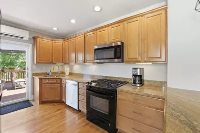 330 Sea St, Quincy, MA 02169 - Photo 13