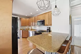 330 Sea St, Quincy, MA 02169 - Photo 17