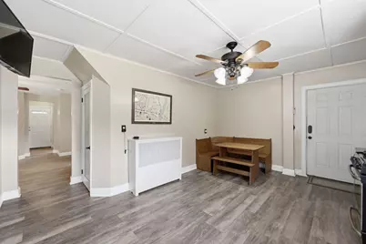 17 Clark St, Westfield, MA 01085 - Photo 9