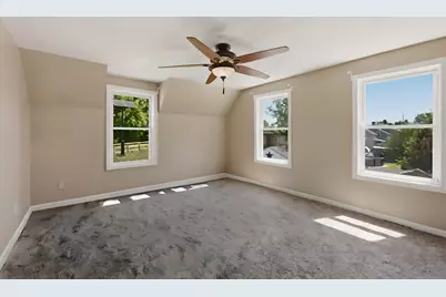 17 Clark St, Westfield, MA 01085 - Photo 29