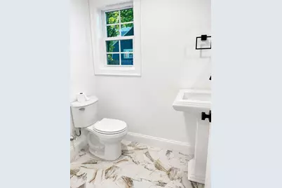 373 Eliot St, Ashland, MA 01721 - Photo 5