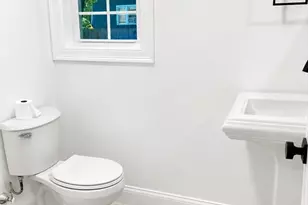 373 Eliot St, Ashland, MA 01721 - Photo 5