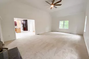 14 Smith Rd, Sutton, MA 01590 - Photo 3