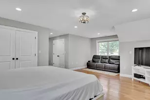 7 Perham St, Bedford, MA 01730 - Photo 19