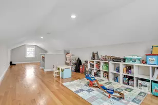 7 Perham St, Bedford, MA 01730 - Photo 29
