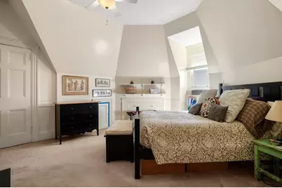 17 Gloucester St #7, Boston, MA 02116 - Photo 11
