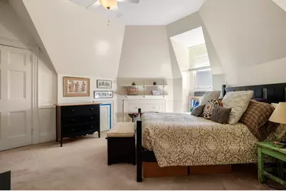 17 Gloucester St #7, Boston, MA 02116 - Photo 11