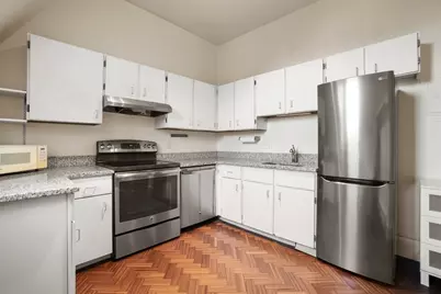 17 Gloucester St #7, Boston, MA 02116 - Photo 13