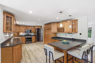 289 Concord Road, Bedford, MA 01730 - Photo 3