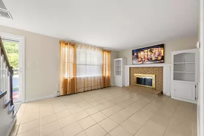 7 Ivy Cir #7, Norwood, MA 02062 - Photo 9