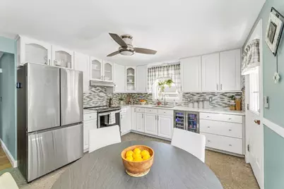 13 Willard St, Dedham, MA 02026 - Photo 9