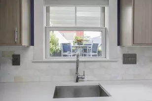 43 Salcombe St, Boston, MA 02125 - Photo 15