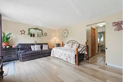417 Brown St #2, Attleboro, MA 02703 - Photo 7