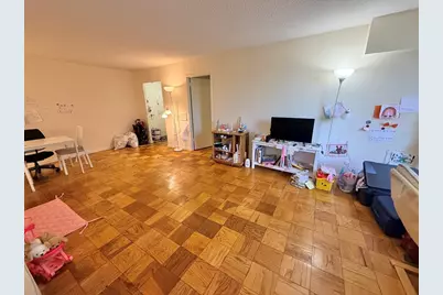 99 Pond Ave #424, Brookline, MA 02445 - Photo 5