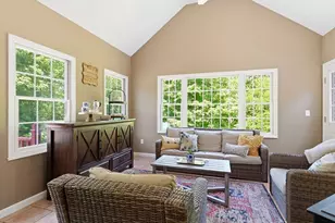 2 Highview Cir, Wilbraham, MA 01095 - Photo 15