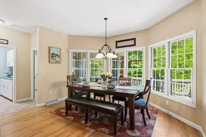 2 Highview Cir, Wilbraham, MA 01095 - Photo 13