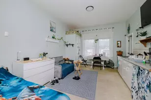 517 S Main St, Fall River, MA 02721 - Photo 9