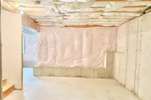 8 Beeston Ln, Methuen, MA 01844 - Photo 25