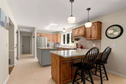 180 Loomis Ridge, Westfield, MA 01085 - Photo 9