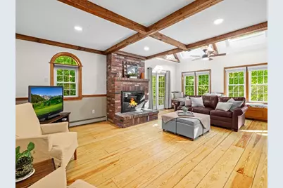61 Beach St, Millbury, MA 01527 - Photo 17