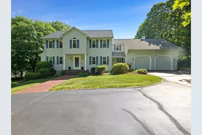 61 Beach St, Millbury, MA 01527 - Photo 1