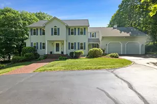 61 Beach St, Millbury, MA 01527 - Photo 1