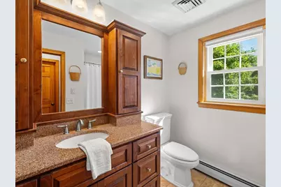 61 Beach St, Millbury, MA 01527 - Photo 27