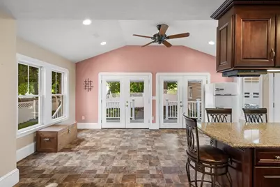 16 Hazen Ave, Haverhill, MA 01830 - Photo 13
