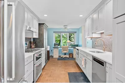 98 Village Post Road #98, Danvers, MA 01923 - Photo 3