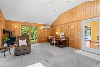 26 Lawrence Ln, Arlington, MA 02474 - Photo 23