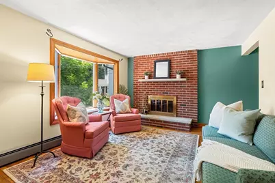 26 Lawrence Ln, Arlington, MA 02474 - Photo 5