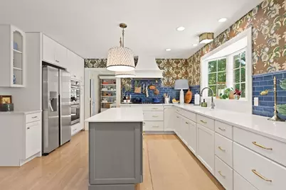 2 Shipley Cir, Westford, MA 01886 - Photo 5