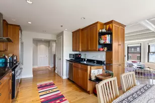 10 Charlesgate E, Boston, MA 02215 - Photo 7