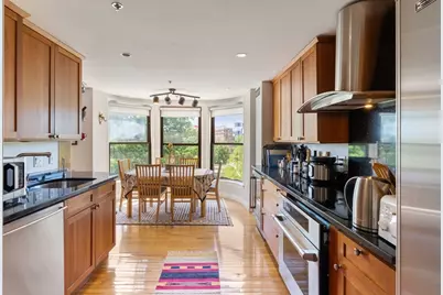 10 Charlesgate E #501, Boston, MA 02215 - Photo 3