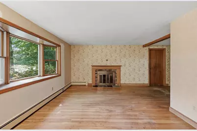 9 Keith Road, Wayland, MA 01778 - Photo 3