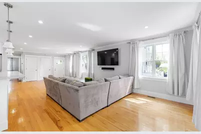 37 Sassamon Ave, Milton, MA 02186 - Photo 5