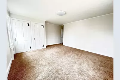 200 Highcrest Rd, Fall River, MA 02720 - Photo 25